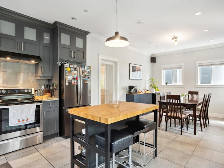 5187 Sherbrooke Street, Vancouver, BC, V5W 3M3 - 7