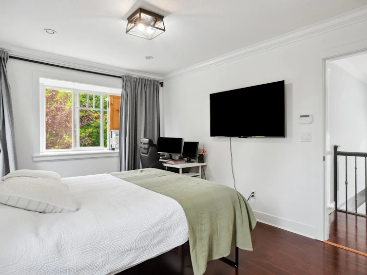 5187 Sherbrooke Street, Vancouver, BC, V5W 3M3 - 14