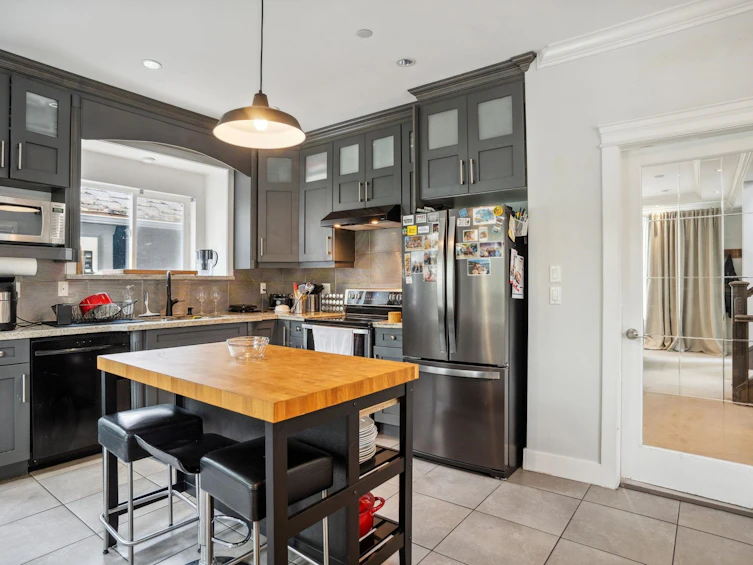 5187 Sherbrooke Street, Vancouver, BC, V5W 3M3 - 6