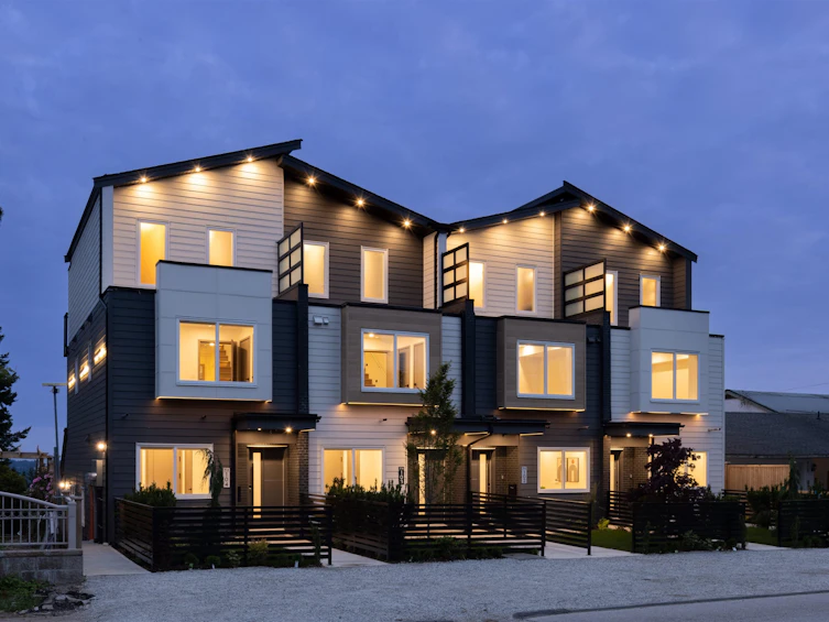104-914 Rochester Avenue, Coquitlam, BC, V3K 2W6