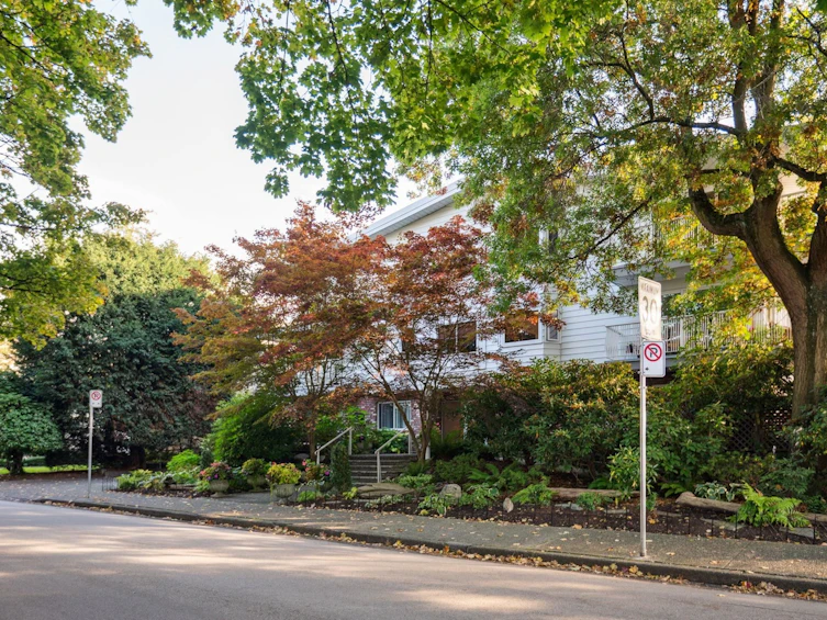 101-1696 W 10th Avenue, Vancouver, BC, V6J 2A1 - 23