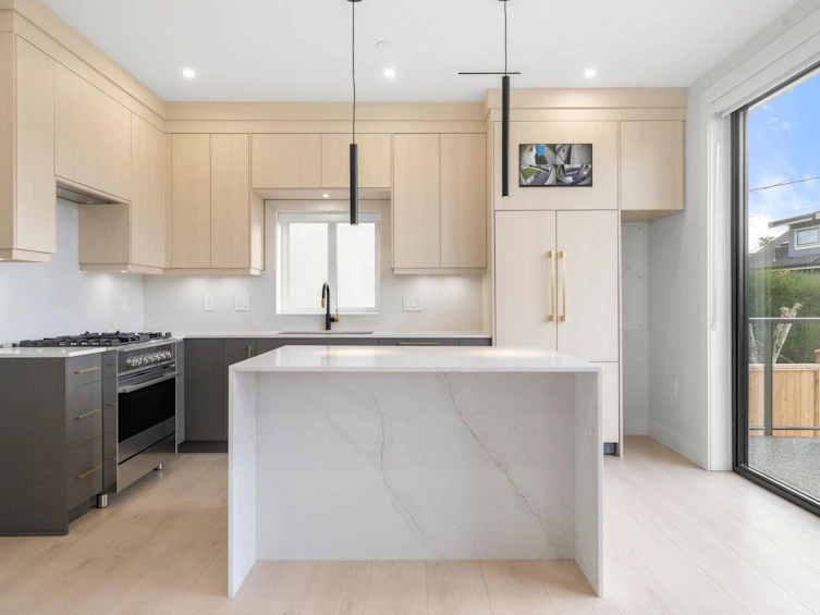 2-3274 E 44th Avenue, Vancouver, BC, V5R 3B1 - 12