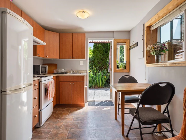2268 E 7th Avenue, Vancouver, BC, V5N 1S7 - 24