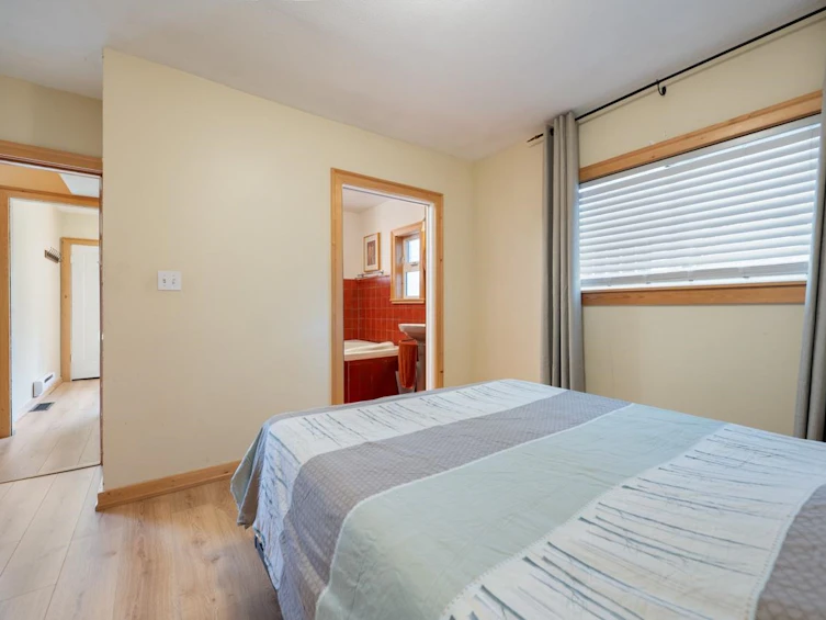 2268 E 7th Avenue, Vancouver, BC, V5N 1S7 - 11