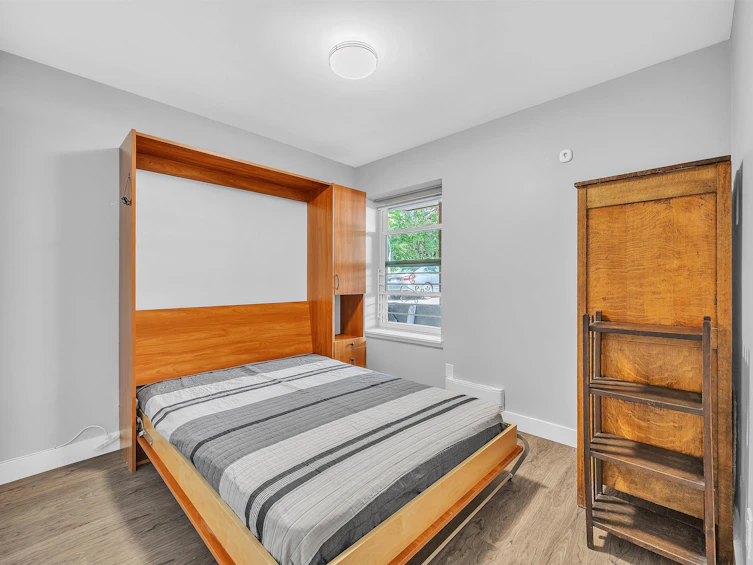 2433 W 6th Avenue, Vancouver, BC, V6K 1W2 - 21