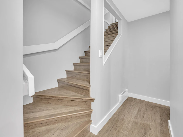 2433 W 6th Avenue, Vancouver, BC, V6K 1W2 - 22
