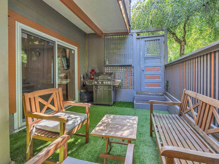 2433 W 6th Avenue, Vancouver, BC, V6K 1W2 - 15
