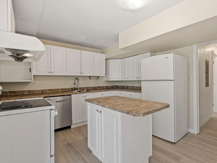 2622 Sandstone Crescent, Coquitlam, BC, V3E 2T8 - 26
