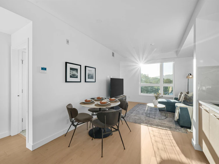 611-150 James Road, Port Moody, BC, V3H 0N7 - 3