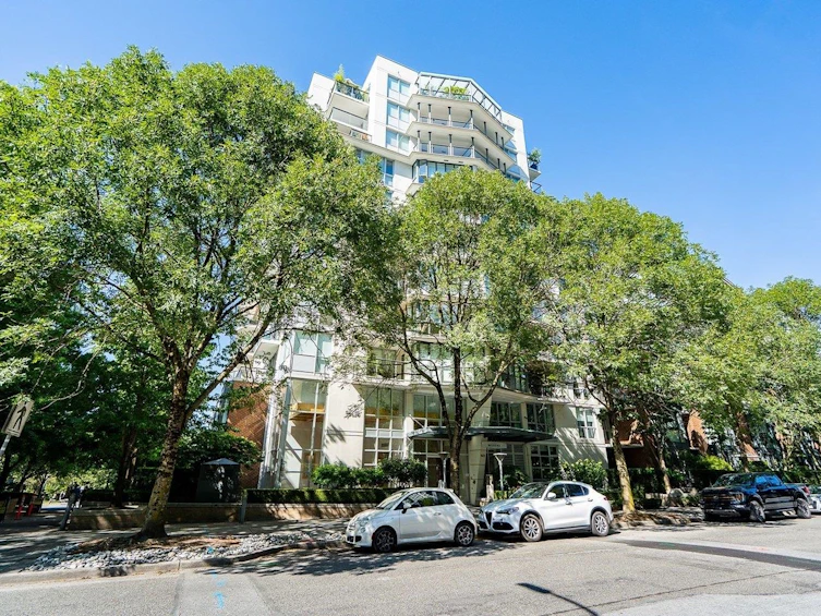 403-1425 W 6th Avenue, Vancouver, BC, V6H 4G5 - 3
