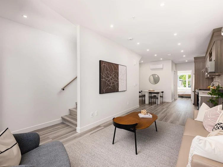 5102 Chambers Street, Vancouver, BC, V5R 3L9 - 4