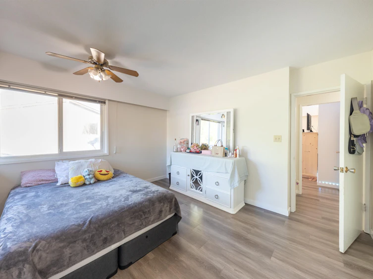 830 Irvine Street, Coquitlam, BC, V3C 4C2 - 25