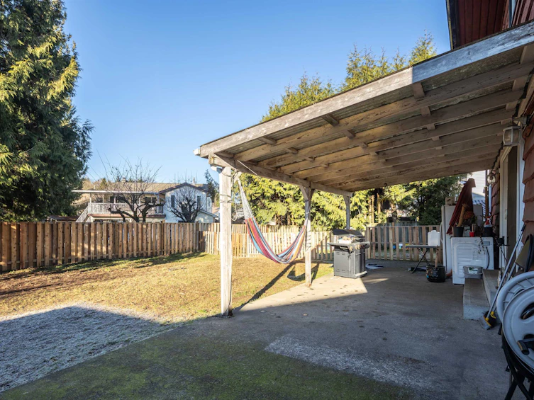 830 Irvine Street, Coquitlam, BC, V3C 4C2 - 35