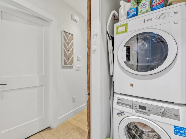 165 W 14th Avenue, Vancouver, BC, V5Y 1W8 - 21