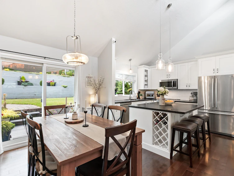 472 Riverview Crescent, Coquitlam, BC, V3C 4X9 - 3