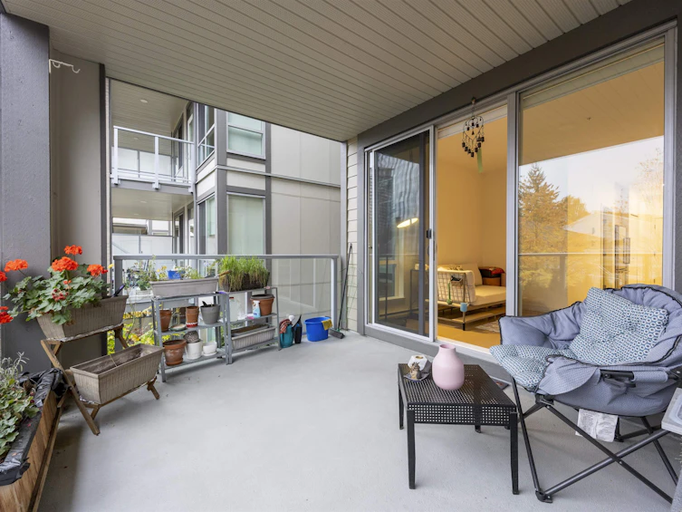 313-5460 Broadway Street, Burnaby, BC, V5B 0B4 - 13