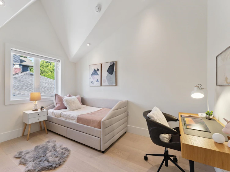 3121 Columbia Street, Vancouver, BC, V5Y 1N4 - 11