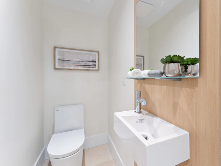 3121 Columbia Street, Vancouver, BC, V5Y 1N4 - 19