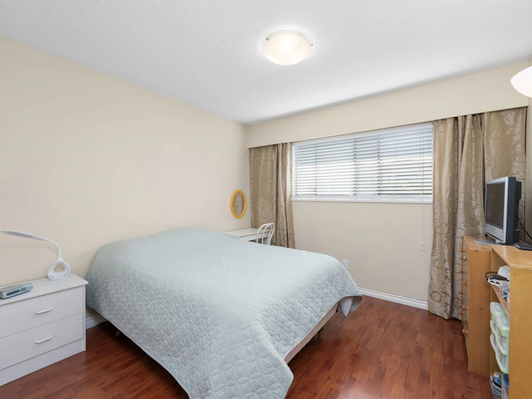 8680 Demorest Drive, Richmond, BC, V7A 4M1 - 17