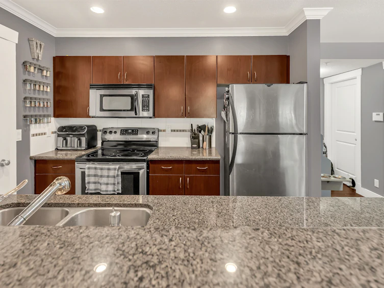 108-33255 Old Yale Road, Abbotsford, BC, V2S 8R2 - 6