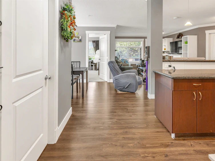 108-33255 Old Yale Road, Abbotsford, BC, V2S 8R2 - 3