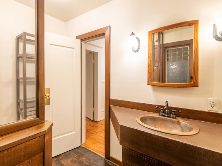 2243 W 5th Avenue, Vancouver, BC, V6K 1S4 - 18