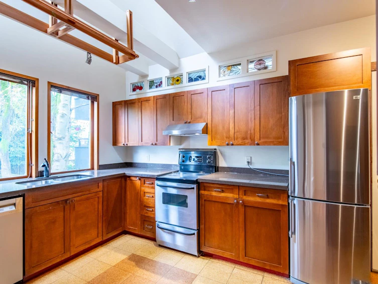 2243 W 5th Avenue, Vancouver, BC, V6K 1S4 - 10