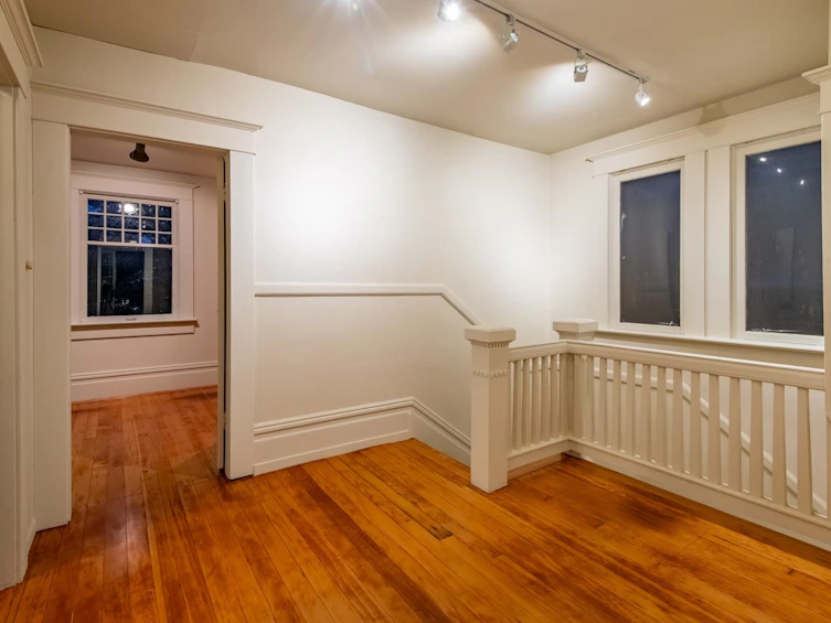 2243 W 5th Avenue, Vancouver, BC, V6K 1S4 - 14