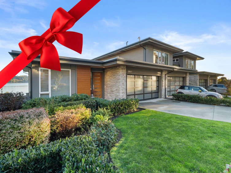 3887 Cates Landing Way, North Vancouver, BC, V7G 0A6