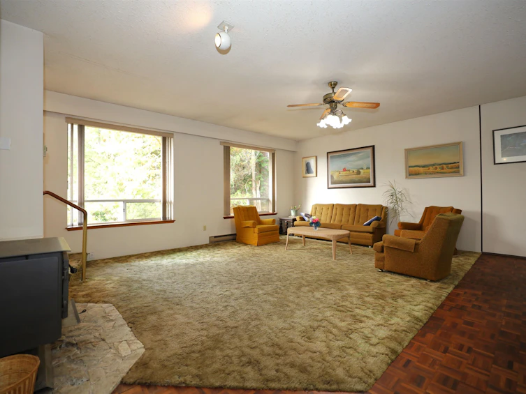 588 Veterans Road, Gibsons, BC, V0N 1V4 - 16