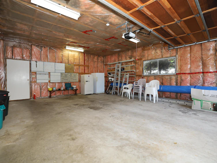 588 Veterans Road, Gibsons, BC, V0N 1V4 - 33