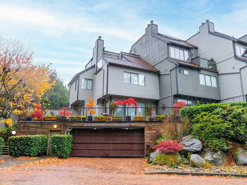 9 - 2151 Banbury Road, North Vancouver BC V7G 1W7