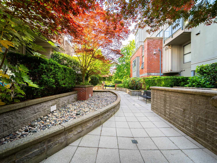 404-2688 Vine Street, Vancouver, BC, V6K 4T6 - 22