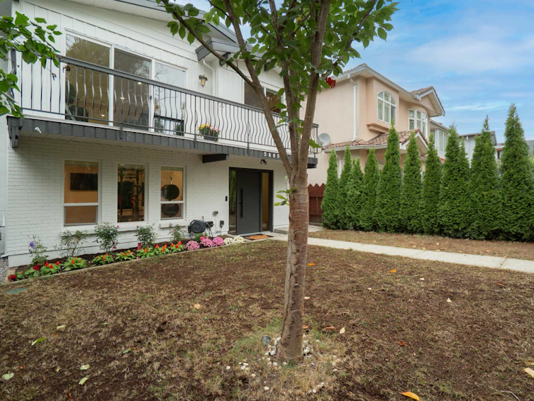5885 Sherbrooke Street, Vancouver, BC, V5W 3N1 - 31