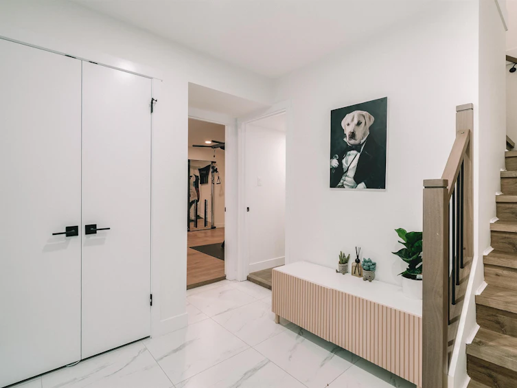 5885 Sherbrooke Street, Vancouver, BC, V5W 3N1 - 2