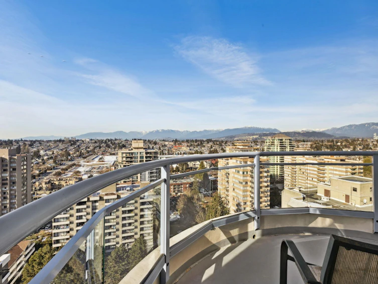 2204-739 Princess Street, New Westminster, BC, V3M 6V6 - 23
