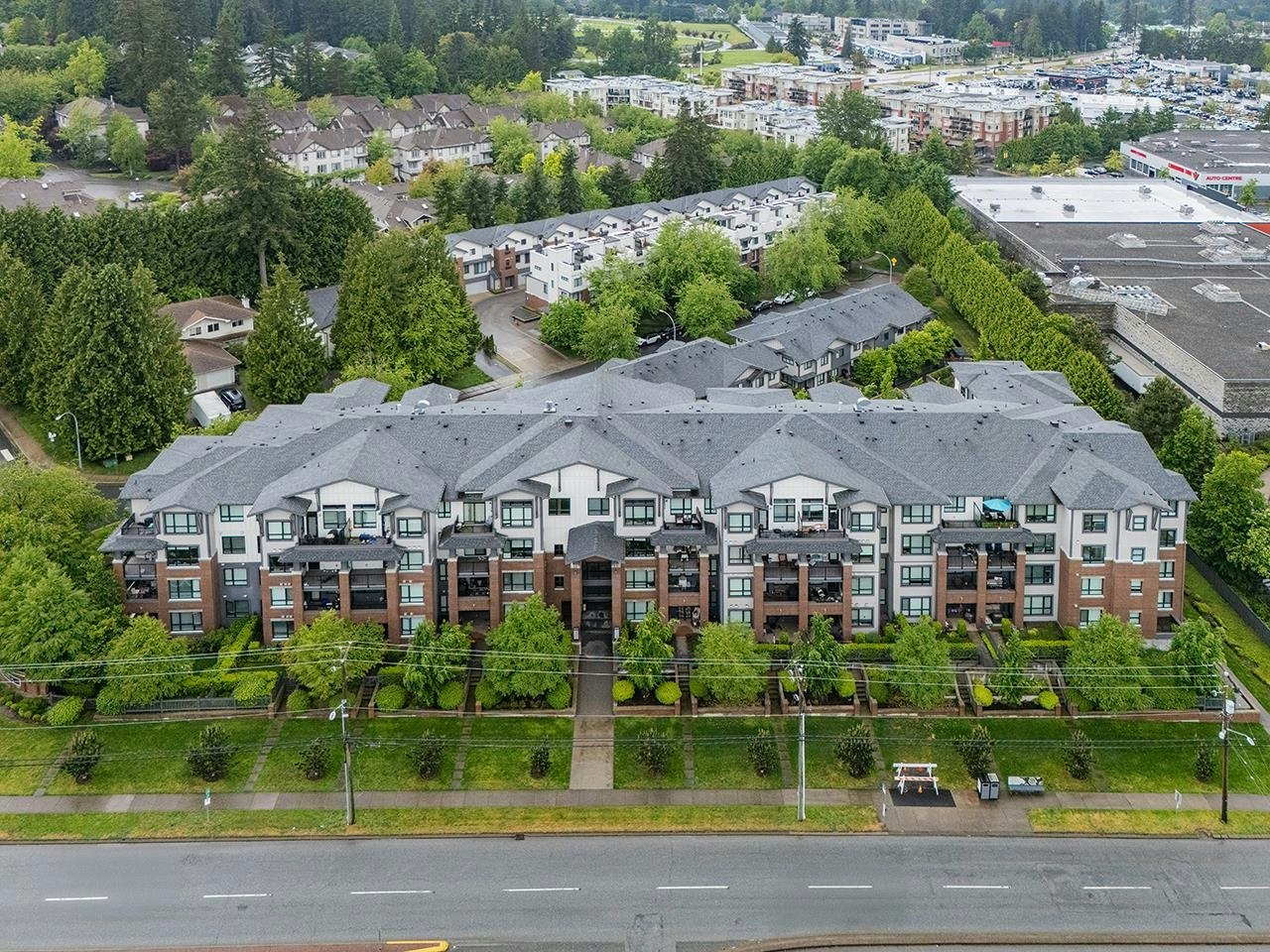 406-2960 151 Street, Surrey, BC, V4P 0G3