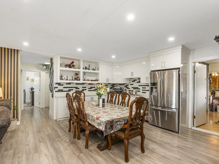 32354 Marshall Road, Abbotsford, BC, V2T 1A4 - 6