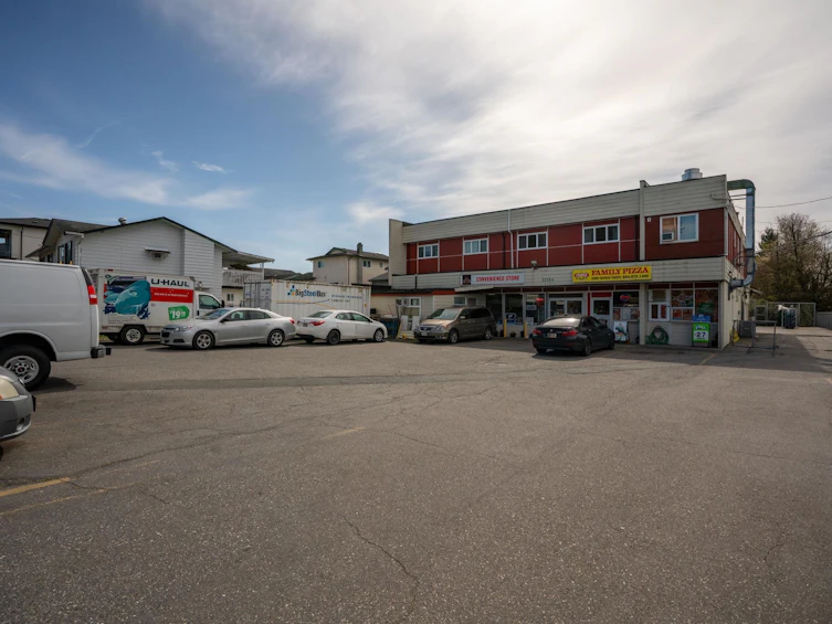 32354 Marshall Road, Abbotsford, BC, V2T 1A4