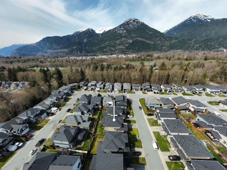 1706 Sparrow Way, Squamish, BC, V8B 0V3 - 36