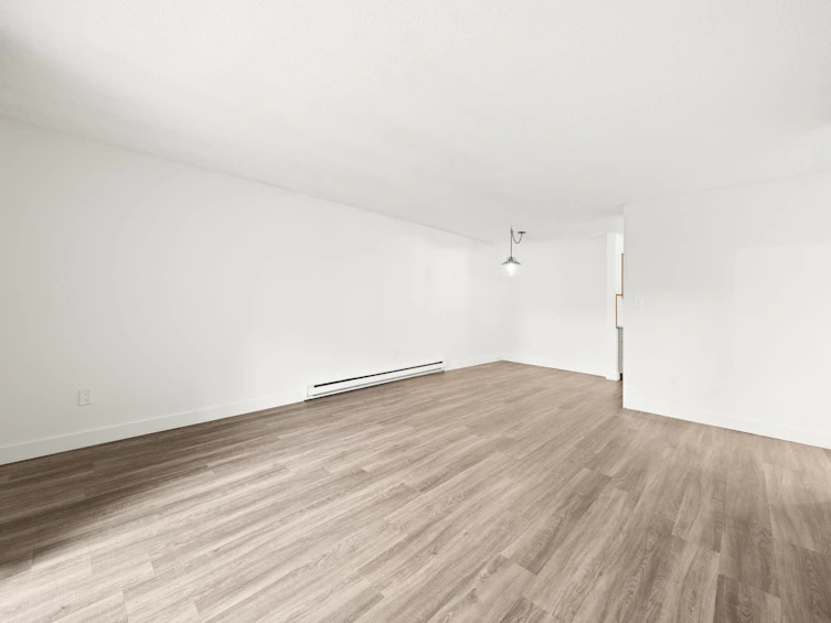 110-9847 Manchester Drive, Burnaby, BC, V3N 4P4 - 18