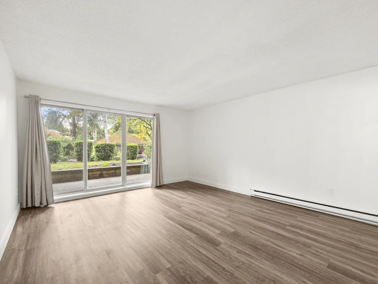 110-9847 Manchester Drive, Burnaby, BC, V3N 4P4 - 15