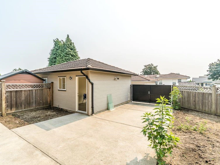 7734 16th Avenue, Burnaby, BC, V3N 1P9 - 14