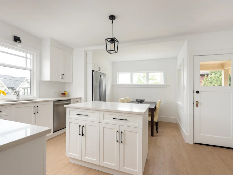 631 Second Street, New Westminster, BC, V3L 2M6 - 7