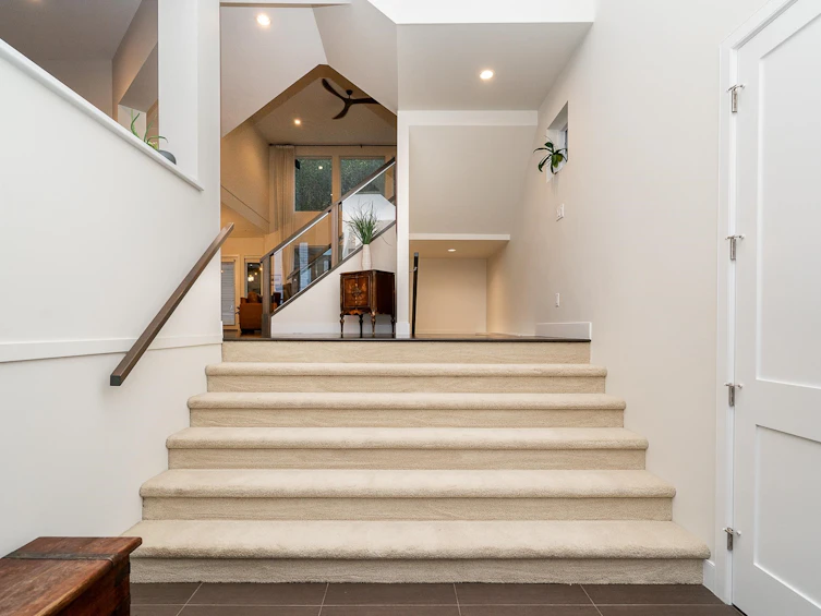 1468 Strawline Hill Street, Coquitlam, BC, V3E 0L7 - 3