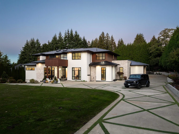 3016 163 Street, Surrey, BC, V3S 0E3
