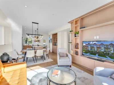 8-10392 240a Street - 4