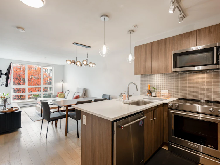 406-2477 Carolina Street, Vancouver, BC, V5T 3S8 - 2