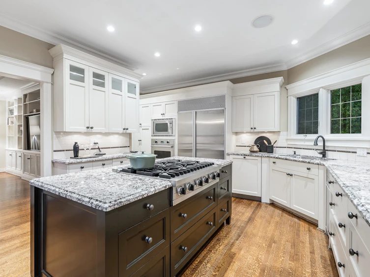 2716 W 49th Avenue, Vancouver, BC, V6N 3S6 - 11