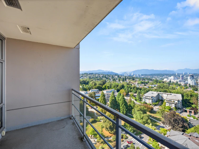 2103-280 Ross Drive, New Westminster, BC, V3L 0C2 - 32